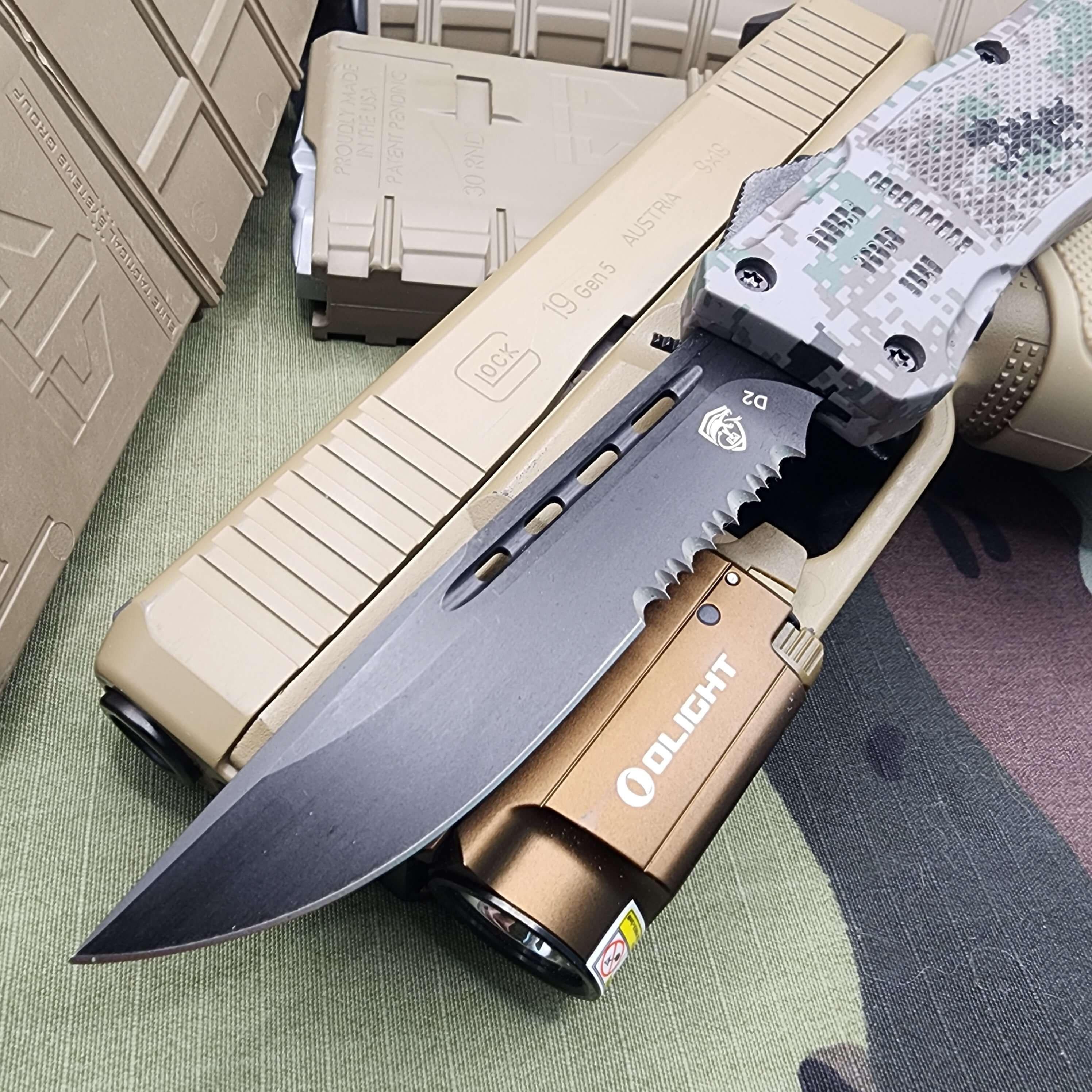 Elite Venom OTF Knife - Venom 4TR ELITE Tactical OTF in Recon Camo with Black DP Par Serrated 3.4-inch Blade