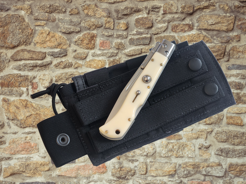 AKC 9" Italian Roma Swinguard Automatic Knife - Ivory (3.75" Polished).