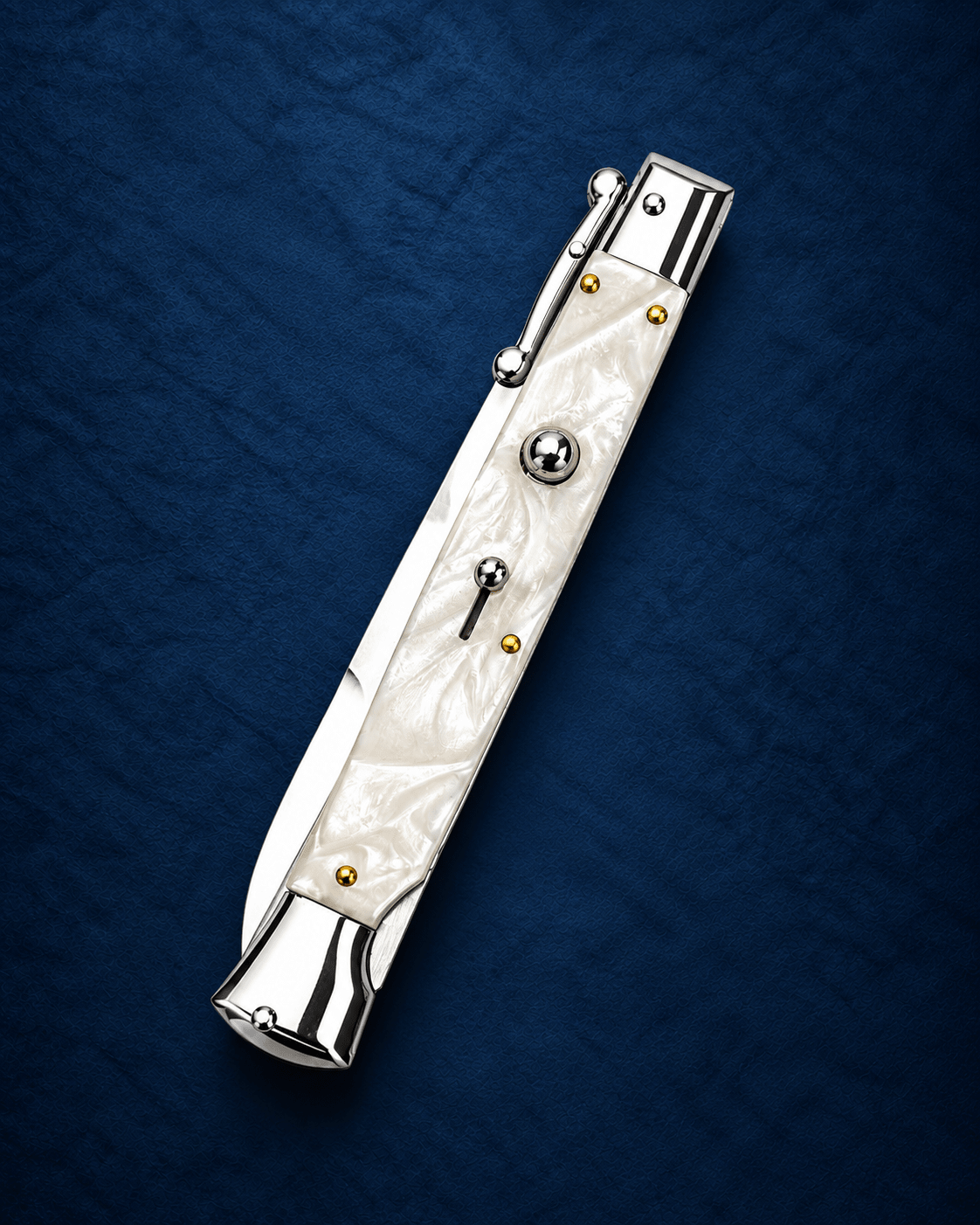 AKC Italian 11 White Pearl Auto Swinguard - Polished Bayonet