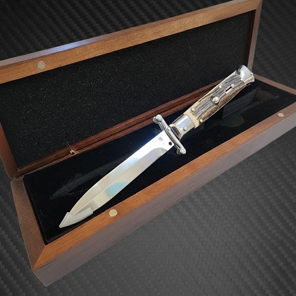 Premium Stiletto AKC Swinguard 9 Automatic Italian Stiletto Stag with 4 Polish Bayonet blade