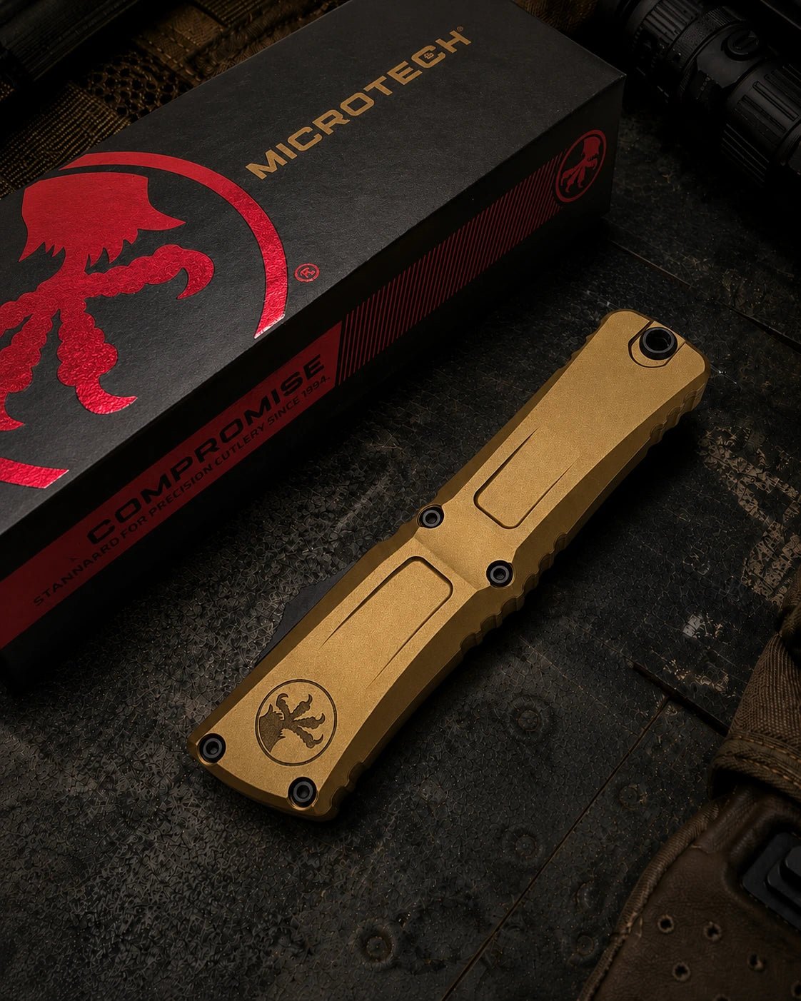 Microtech Combat Troodon Gen III TE OTF Automatic Knife Tan Aluminum (4 Black)