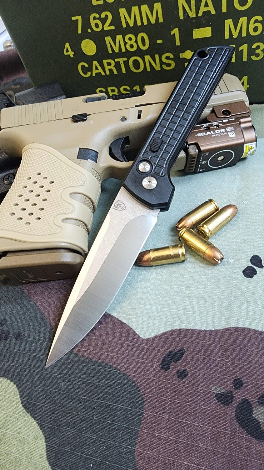 Raptor-9R Striker Automatic Knife (Satin DP 3.5")
