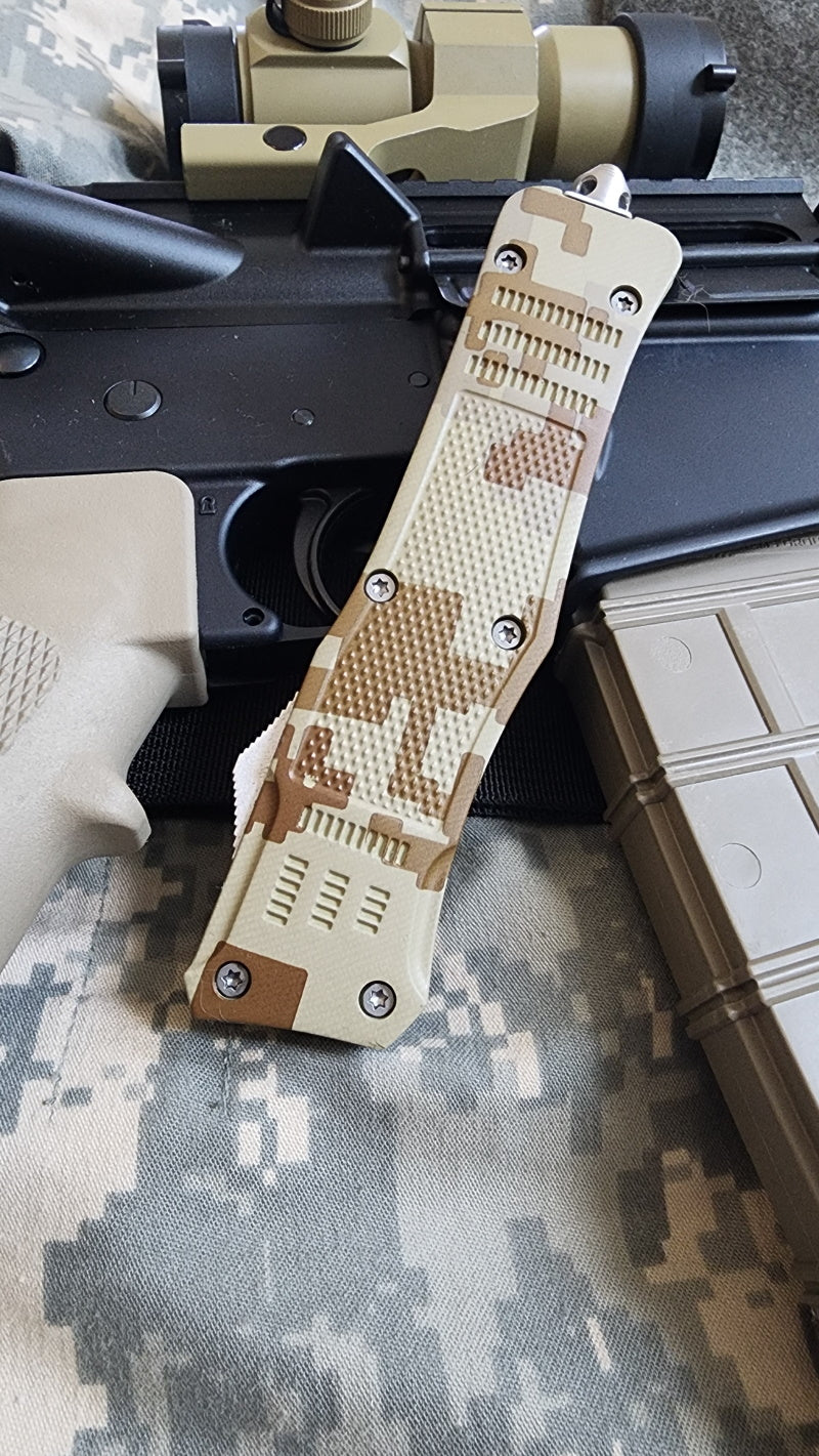 Venom OTF Knife dual-edge, Venom 4TR-E ULTRA, digital camo black double edge 3.4-inch tactical knife