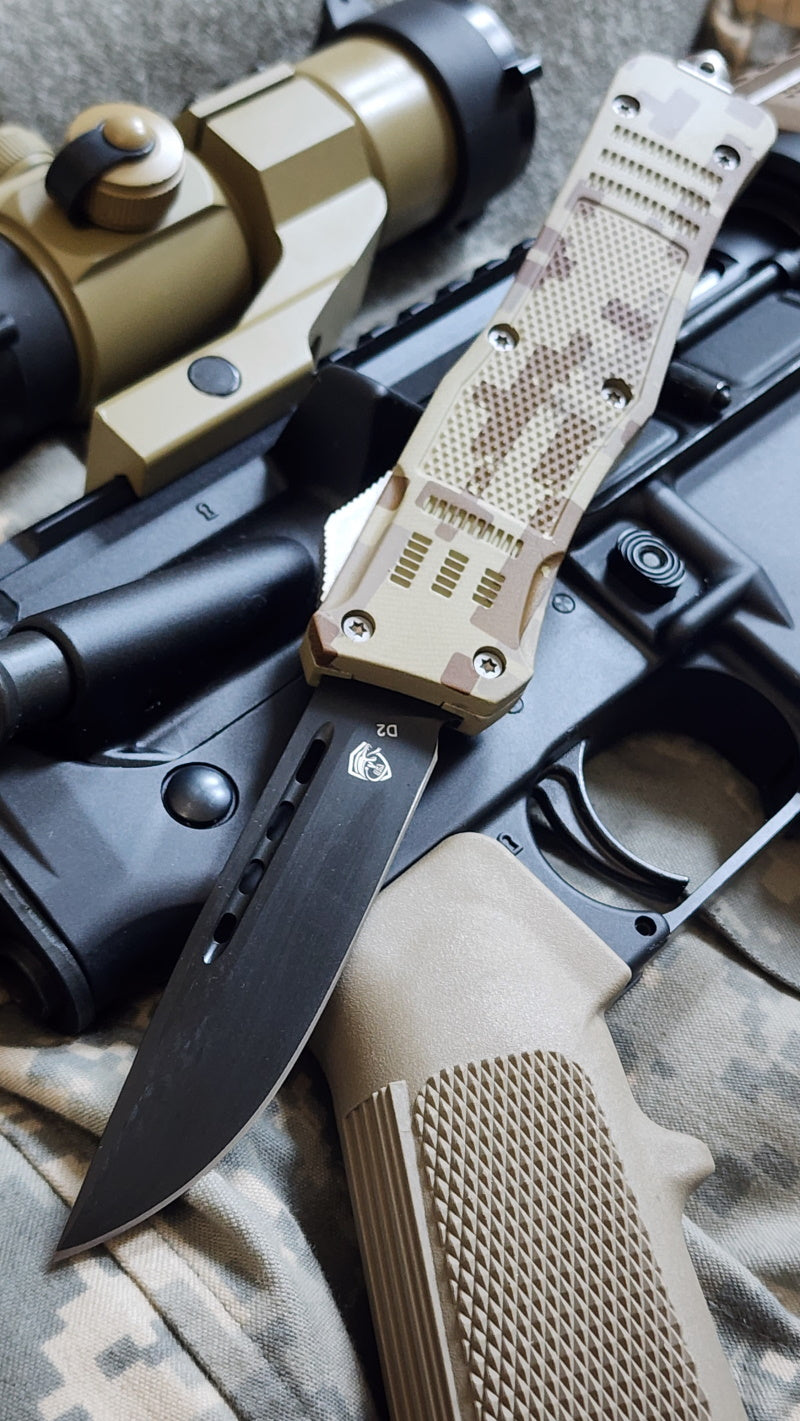 Venom 4TR-E ULTRA OTF Knife Digital Camo, Black Drop Point Blade, premium automatic EDC knife