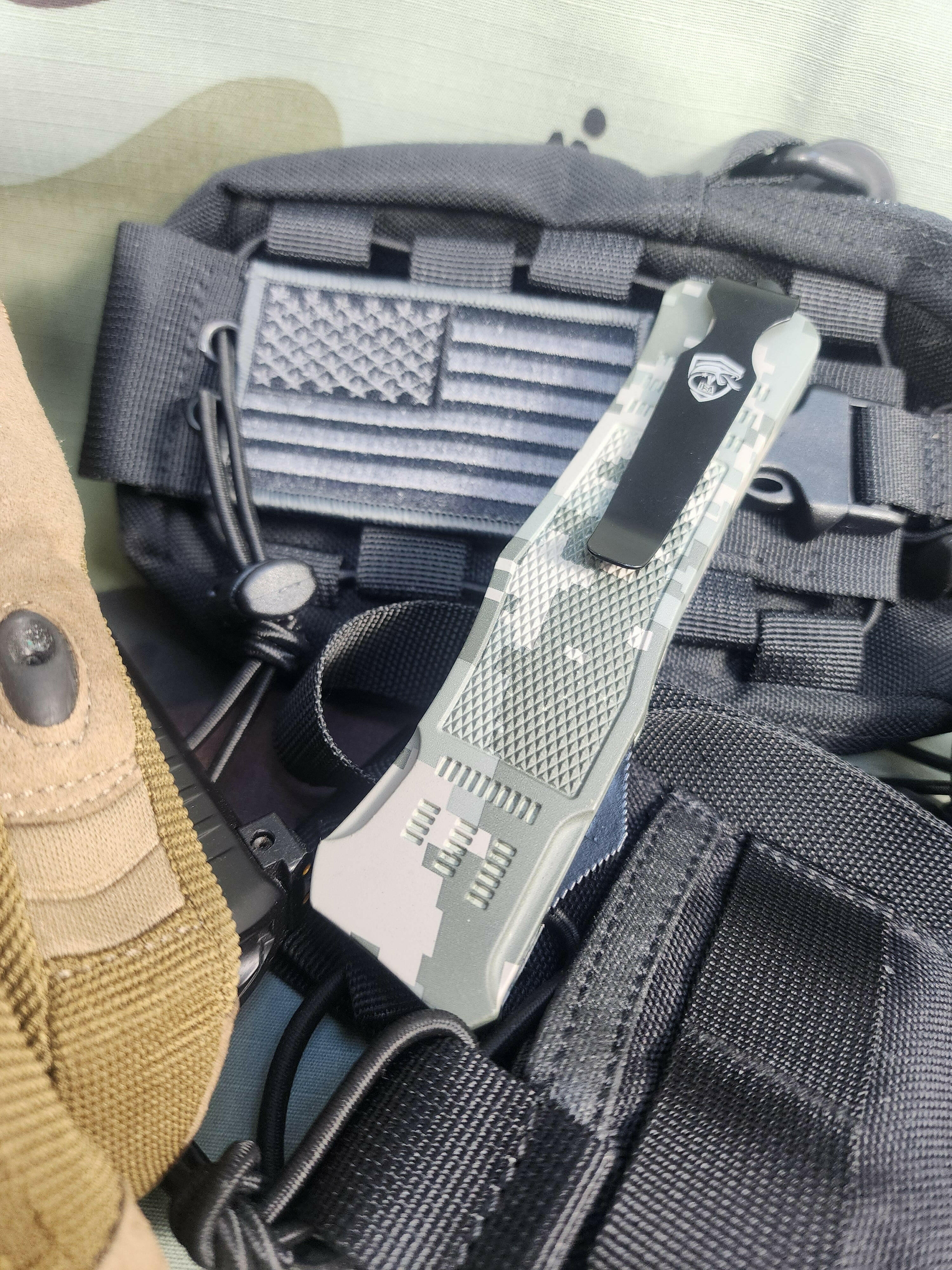 Venom 4TR ELITE Tactical OTF Knife - ACU Camo (Black Drop Point 3.4").