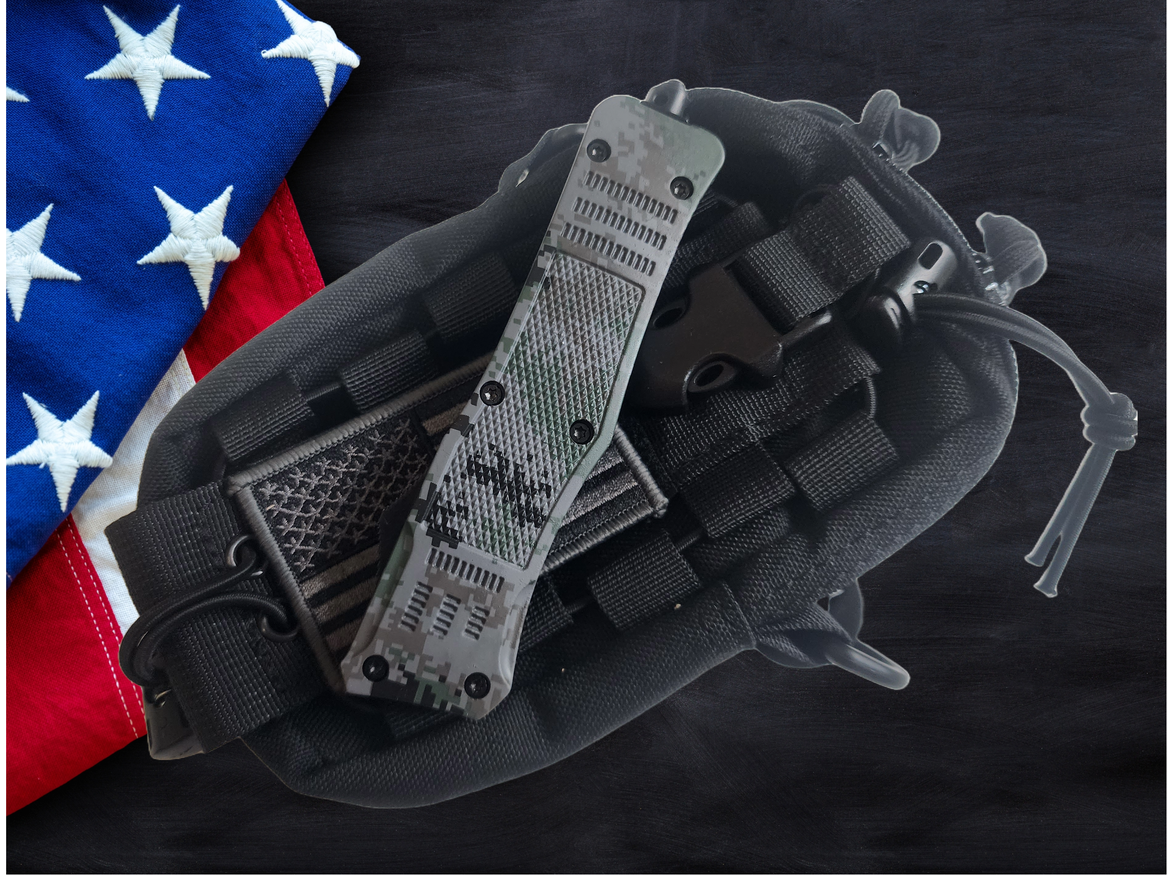 Venom 4TR ELITE Tactical OTF Knife - Recon Camo (Black Drop Point Par Ser 3.4").