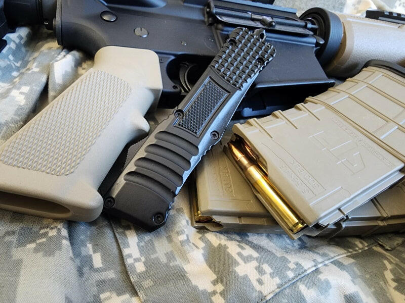 Venom 590 Shadow Force OTF Knife - Black (Satin Drop Point Par Ser 3.4").