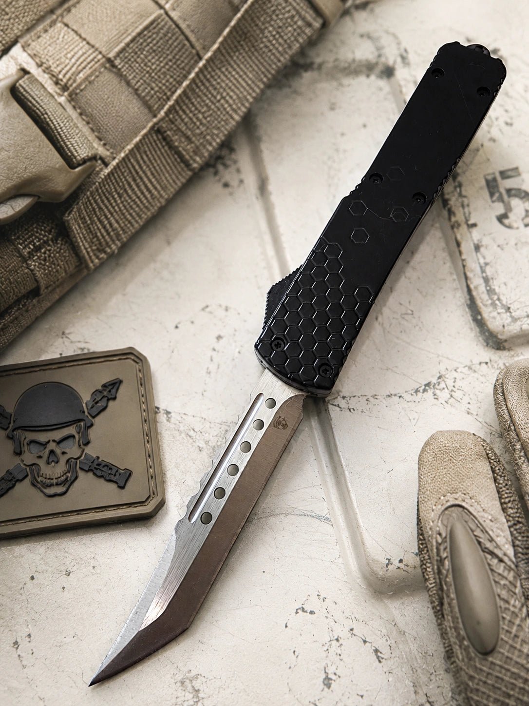 Venom HEX Force OTF Automatic Knife - Black (3.25" Satin Spartan )