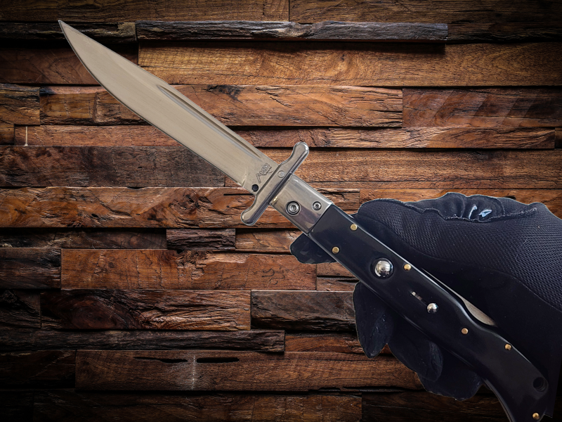 AKC 11" Italian Roma Swinguard Automatic Knife - Black (4.62" Polished).