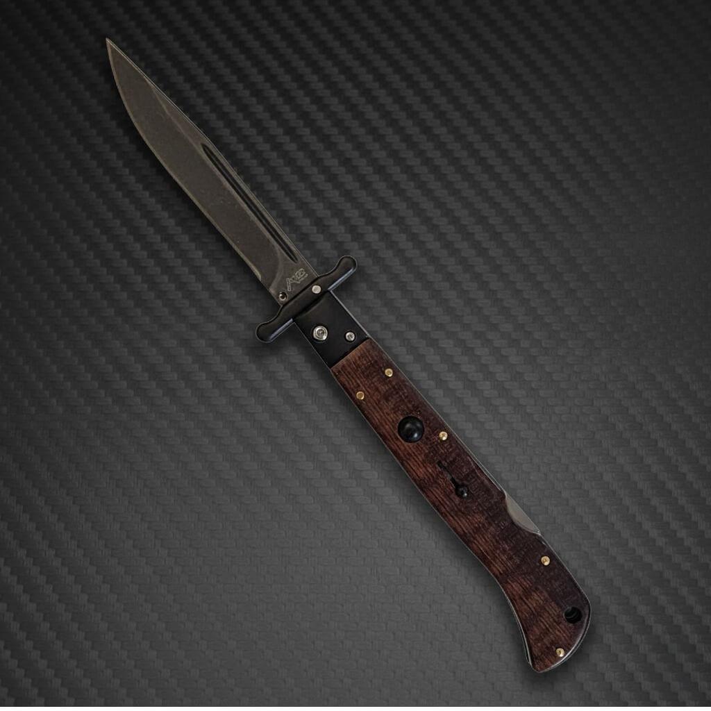 Roma Swinguard AKC 11 Tactical Snakewood Edition knife with 4.62 black blade for precision and durability