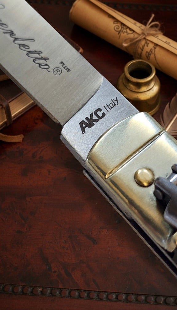 AKC 9" Italian Leverlock Knife - Dark Horn (Satin Plain)