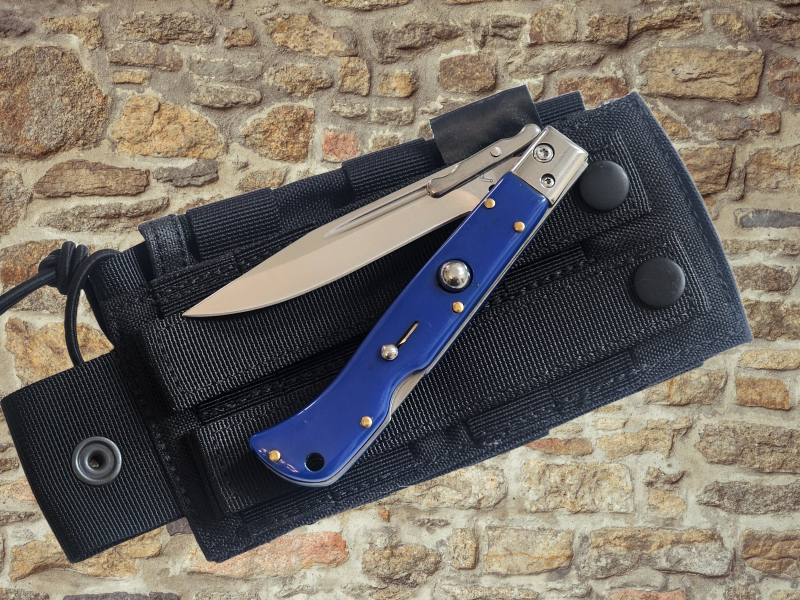 AKC 9" Italian Roma Swinguard Automatic Knife - Blue (3.75" Polished).