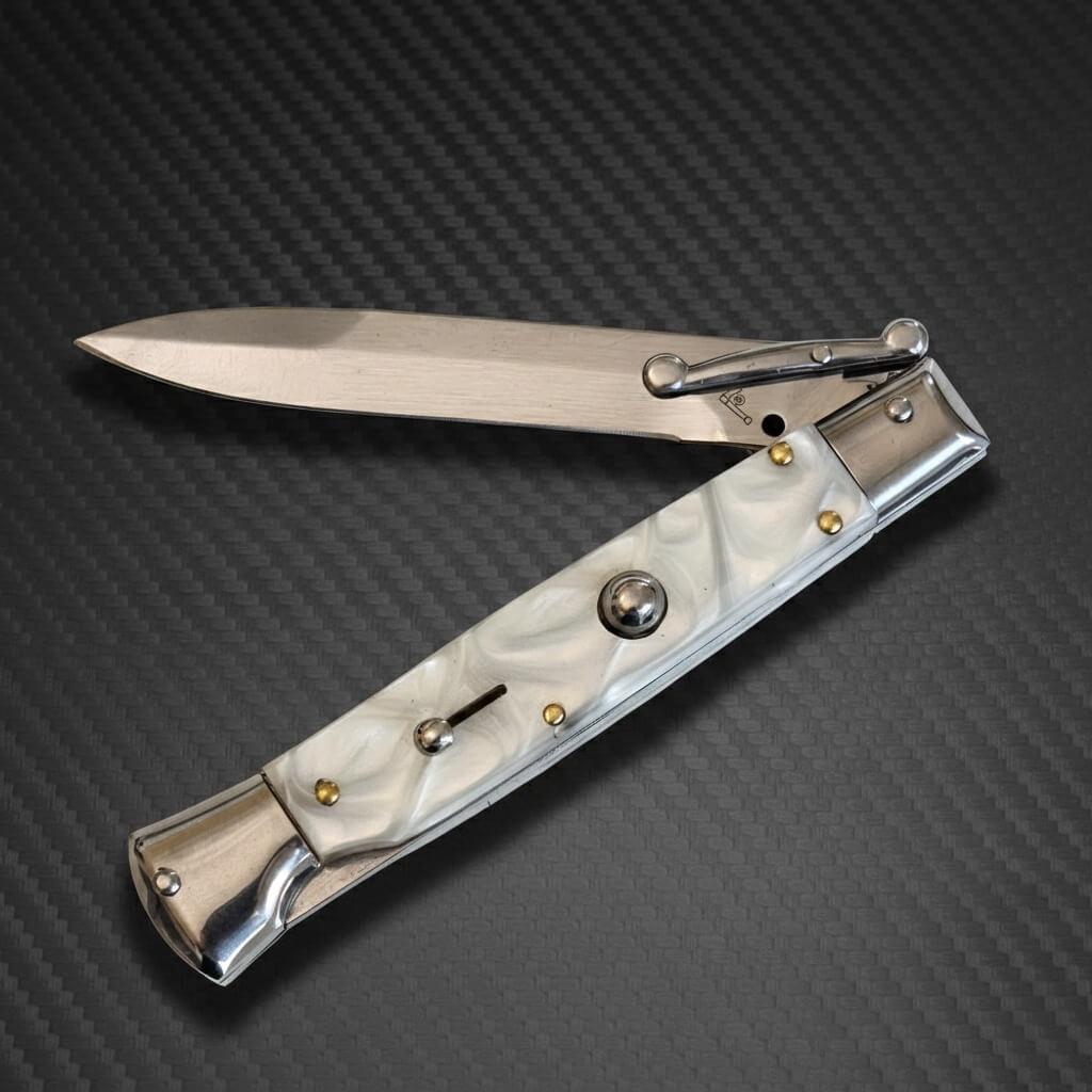 Elegant AKC Swinguard 9 Automatic Italian Stiletto in White Pearl with 4 Polish Bayonet blade for luxury collectors