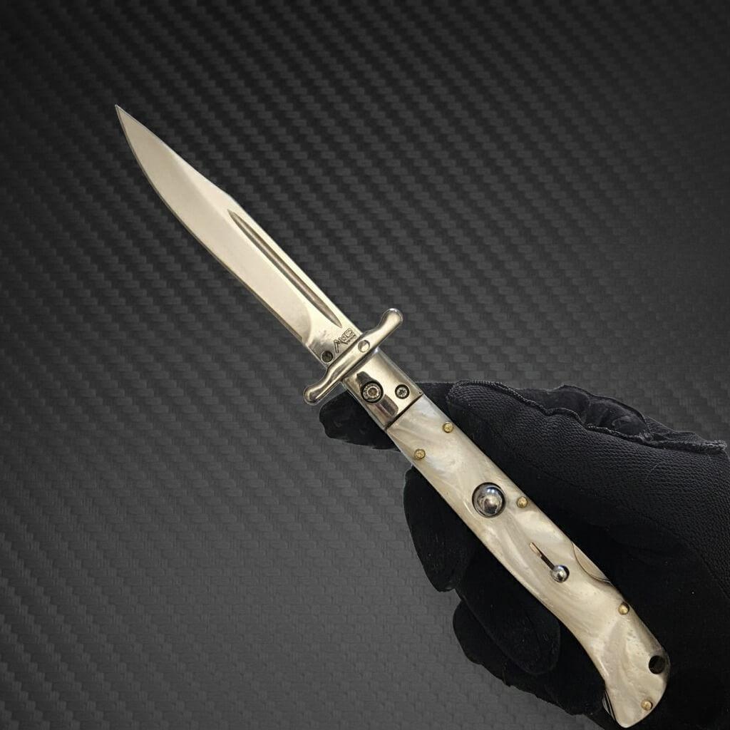 AKC 9" Italian Roma Swinguard Automatic - White Pearl (3.75" Polished)