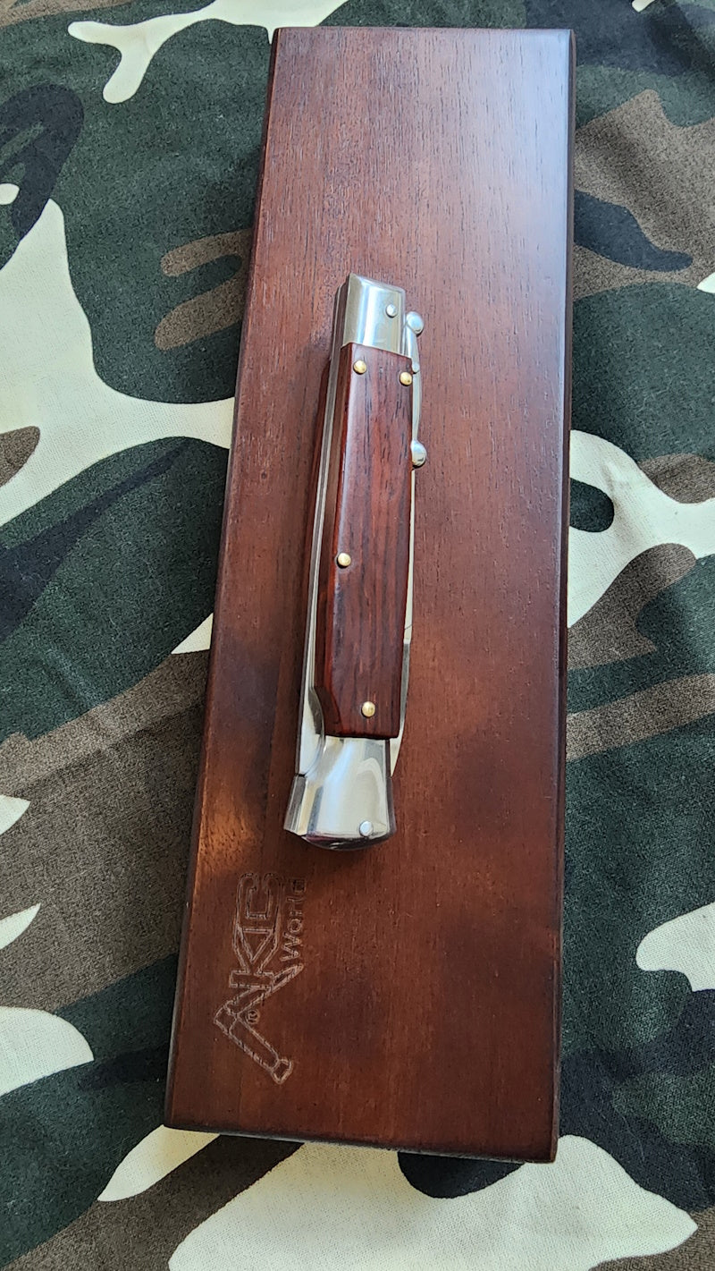 AKC Swinguard 9 Automatic Italian Stiletto with Stiletto Bayonet and 4 Polished Wood Handle