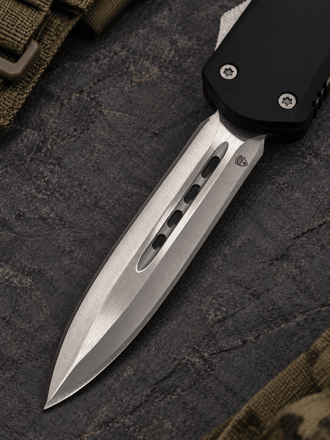 Delta S1 Tactical OTF Automatic Knife – 3.32" Satin Double Edge Blade