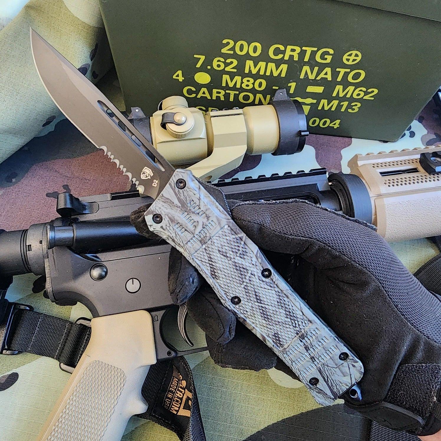 Venom 4-TR Gen 5 OTF Knife - Woodland (Black DP Par Ser 3.4")