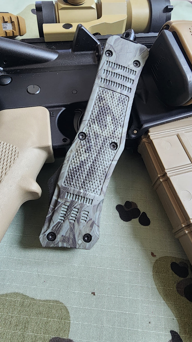 Venom 4TR-E ULTRA OTF knife in woodland camo, satin double edge blade, durable and tactical design