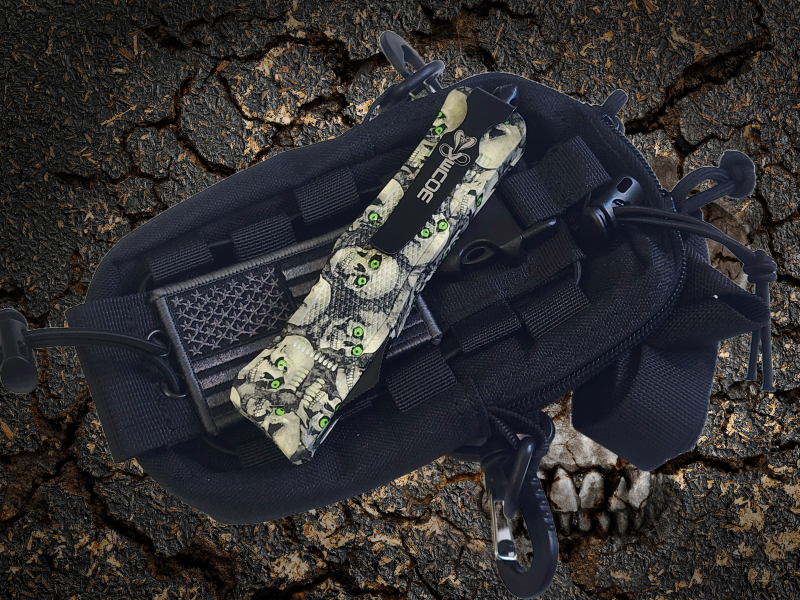 Venom 4TR ELITE Automatic OTF Knife - SOUL SEEKER (Satin Double Edge 3.4").