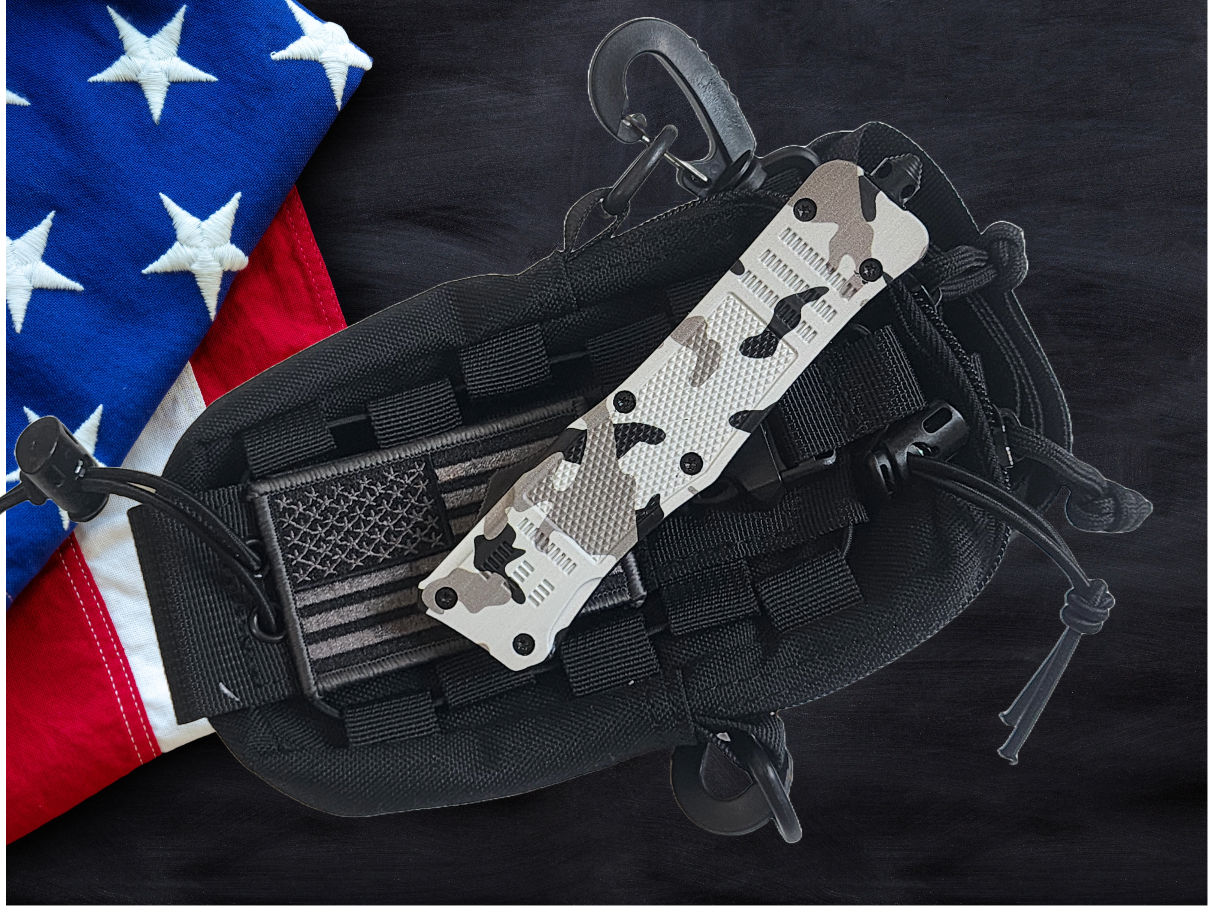 Venom 4TR ELITE Tactical OTF Knife - Armor Camo (Black Double Edge 3.4").