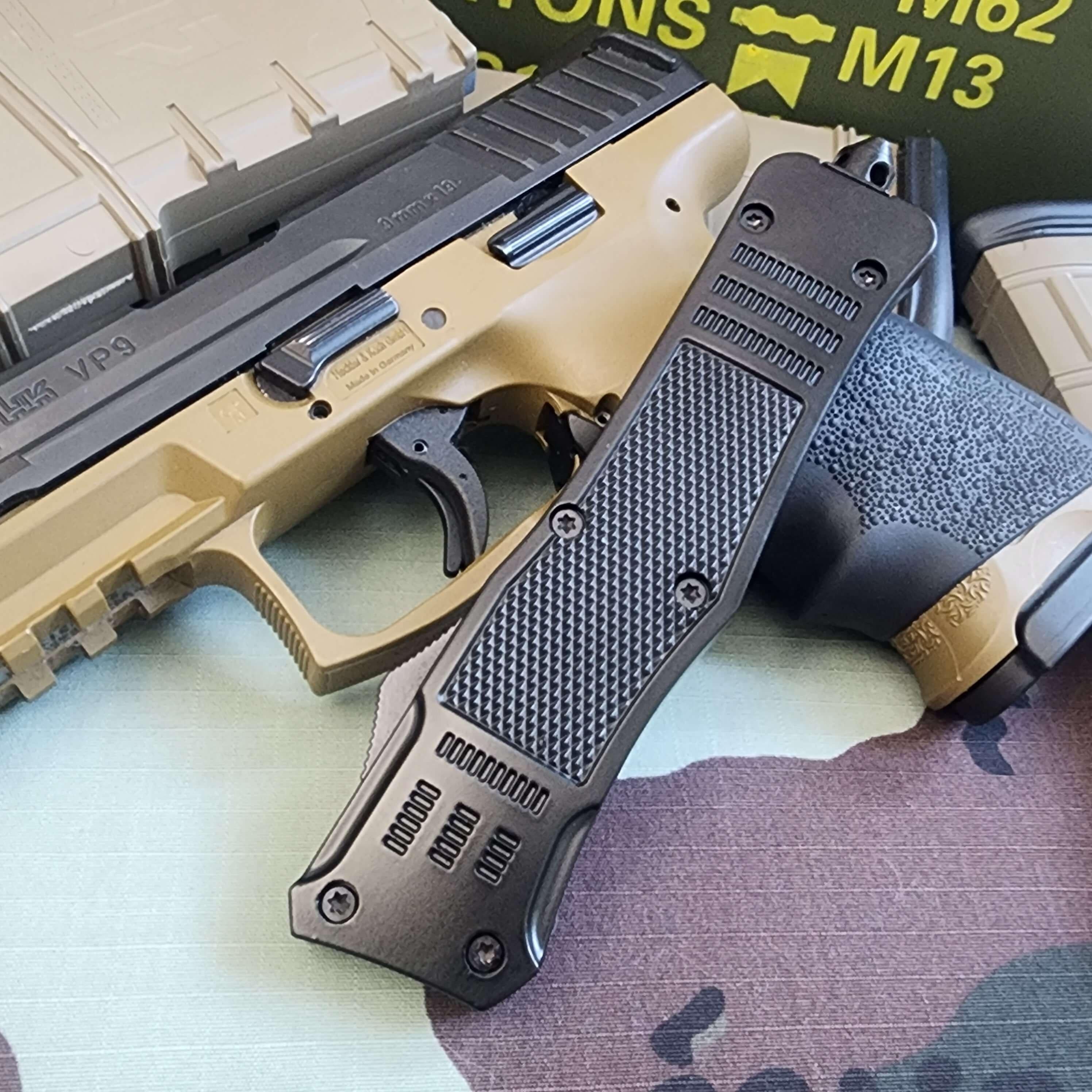 Venom 4TR ELITE Tactical OTF Knife - Black (Satin DP Par Ser 3.4")