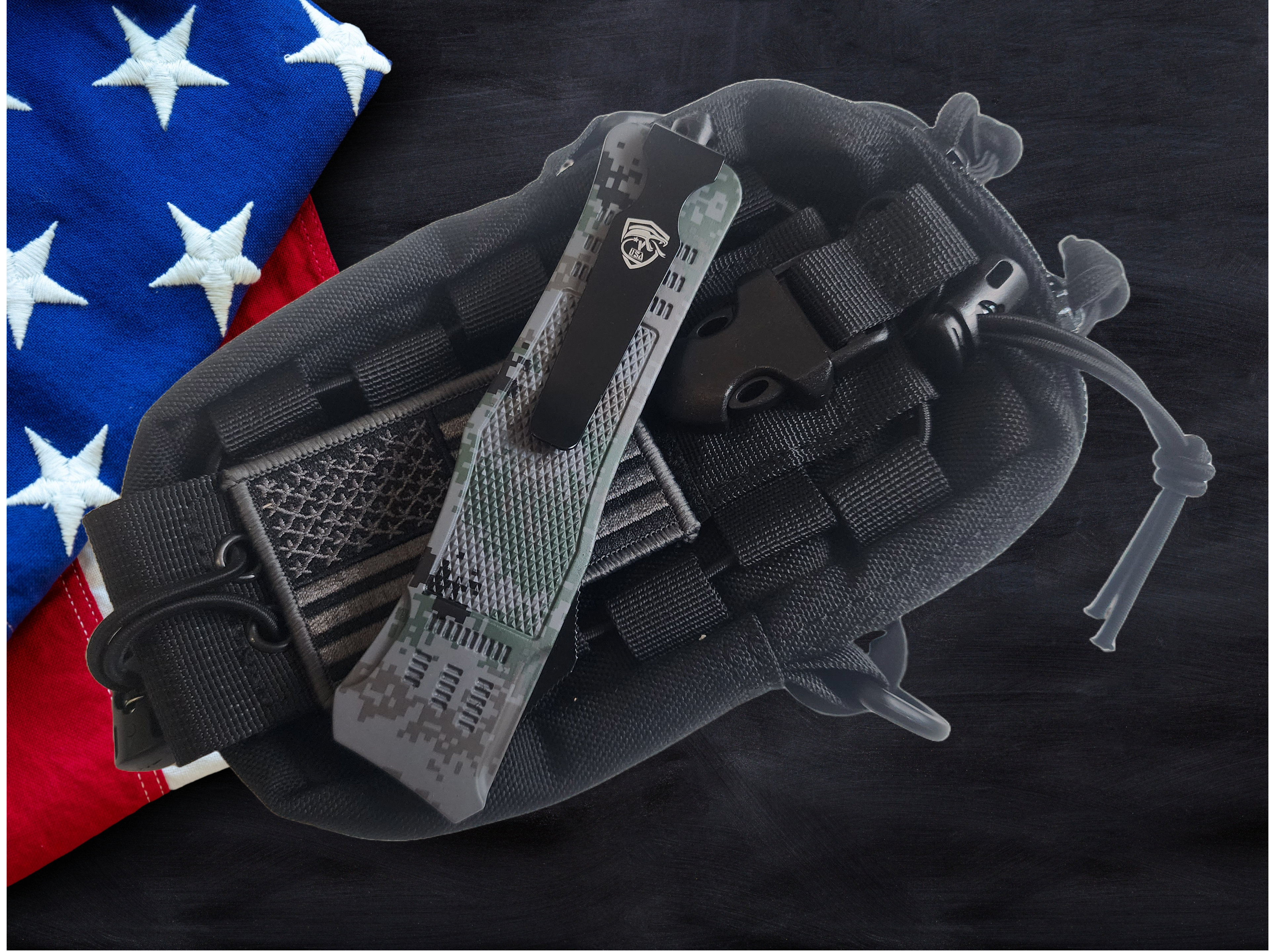 Venom 4TR ELITE Tactical OTF Knife - Recon Camo (Black Drop Point Par Ser 3.4").