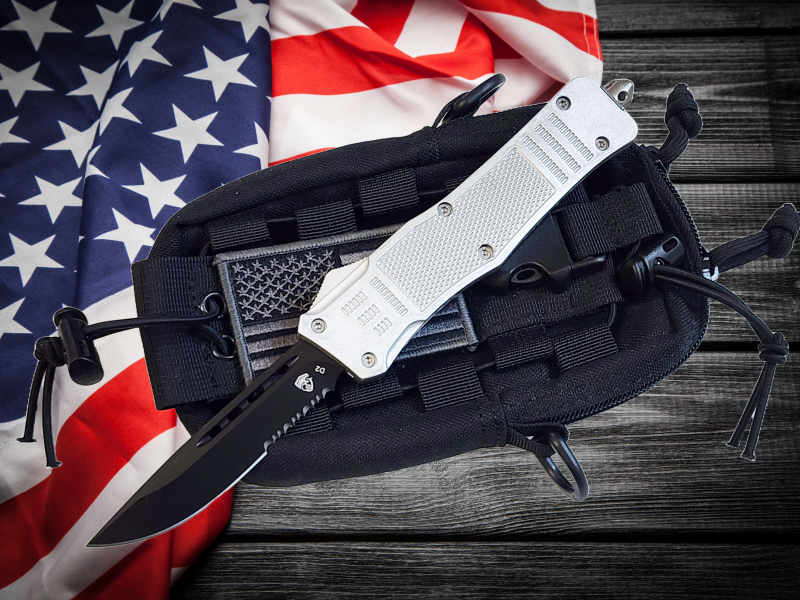 Venom 4TR ELITE Tactical OTF Knife - Silver Ghost - SH (Black Drop Point Par Ser 3.4").