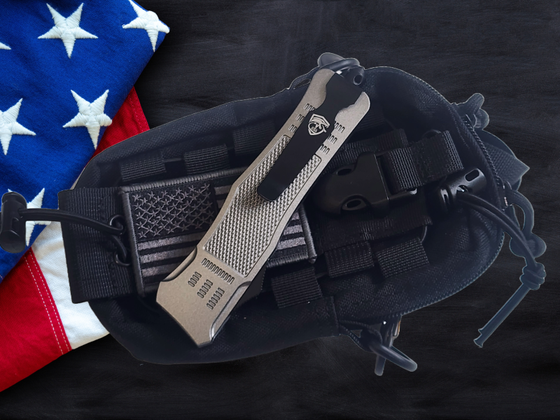 Venom 4TR ELITE Tactical OTF Knife - Silver Ghost (Black Drop Point Par Ser 3.4").