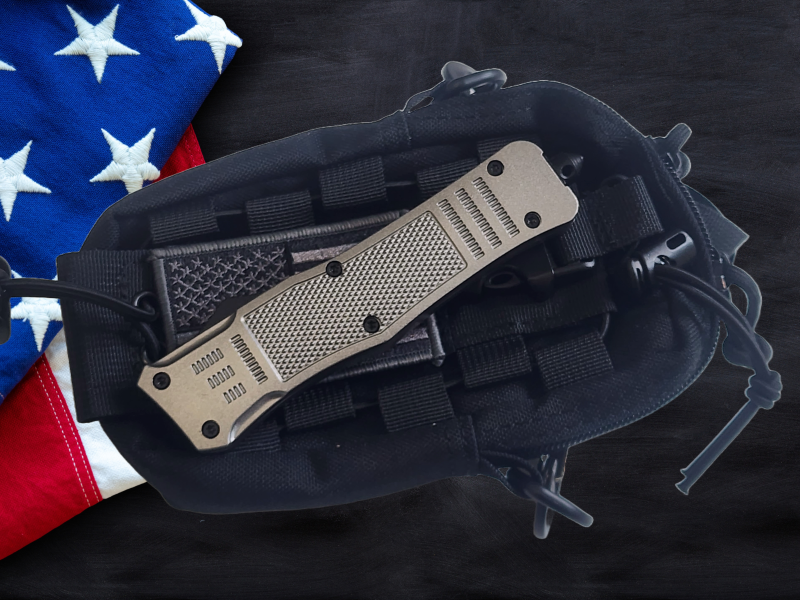 Venom 4TR ELITE Tactical OTF Knife - Silver Ghost (Black Drop Point Par Ser 3.4").