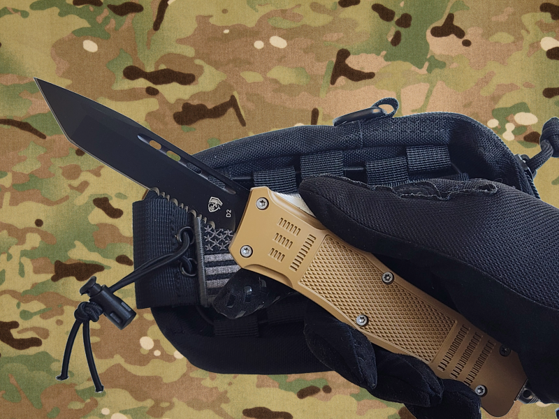 Venom 4TR ELITE Tactical OTF Knife - Tan (Black Tanto Par Ser 3.4").