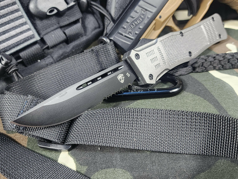 Venom 4TR Silver Ghost Automatic OTF Knife - (Black Drop Point Par Ser 3.40")