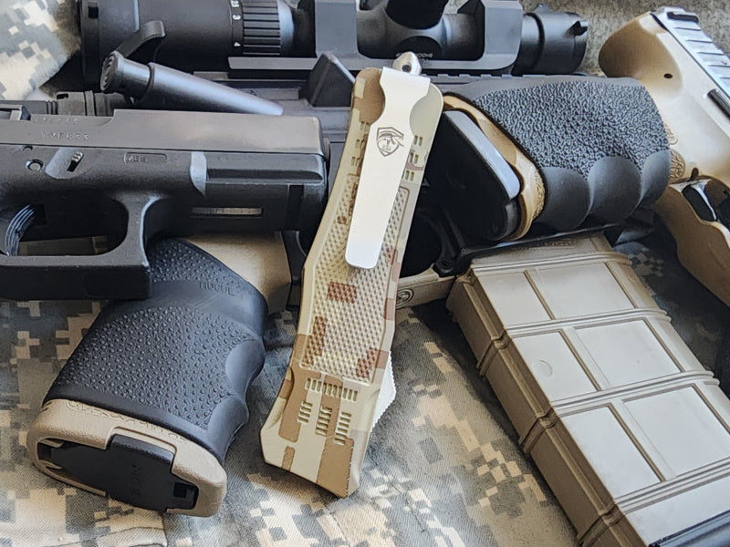 Venom 4TR Ultra ELITE OTF Knife - Digital Camo (Satin Tanto Par Ser 3.4").