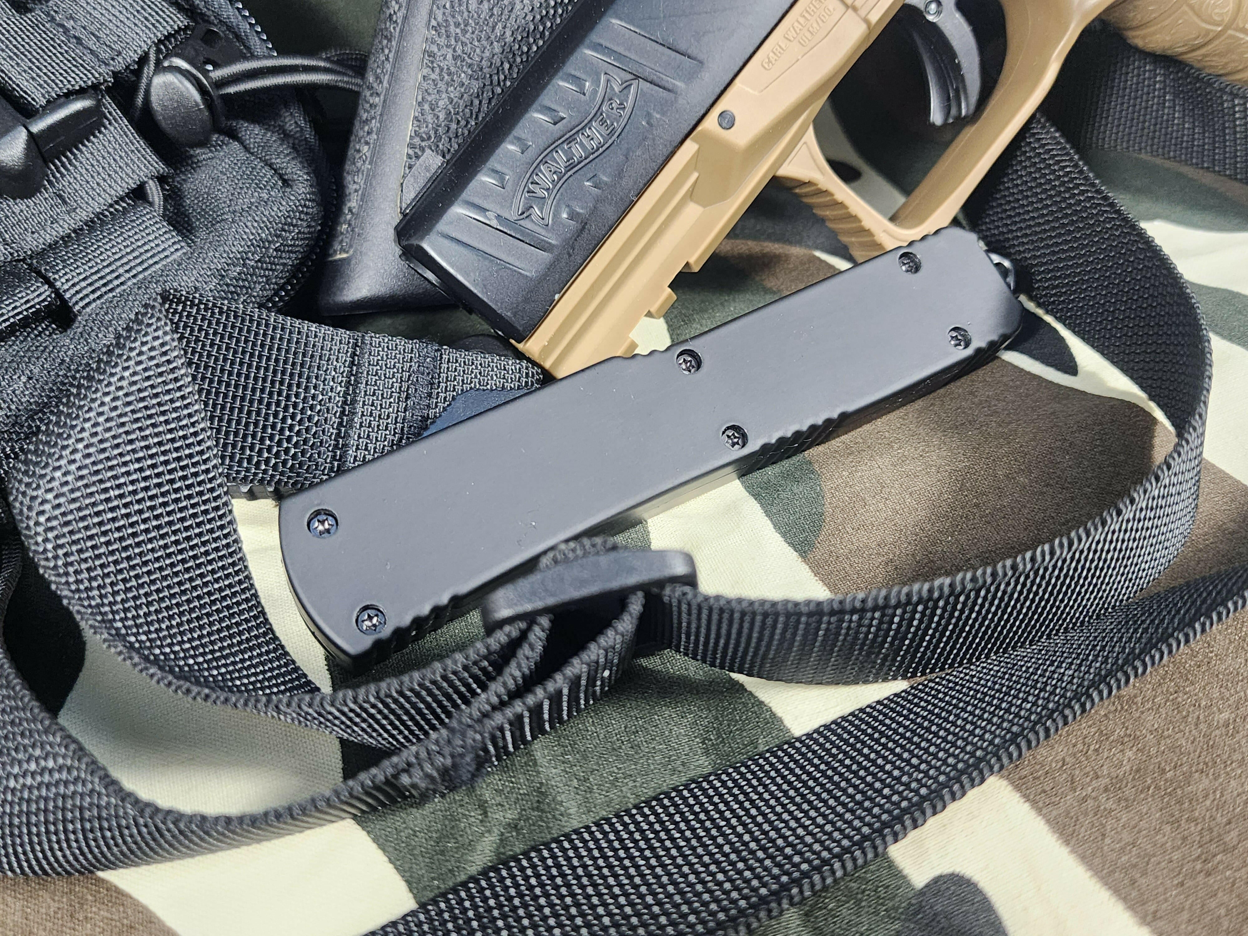 Venom Force 5 OTF Auto Knife - Black (Bowie 3.25").