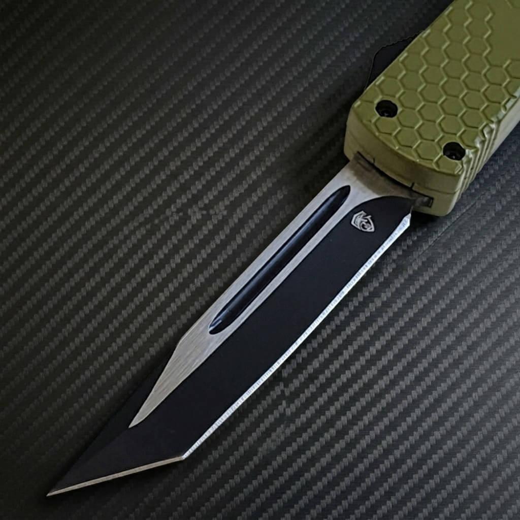 Close-up of a venom-infused knife showcasing intricate craftsmanship and sharp blade design