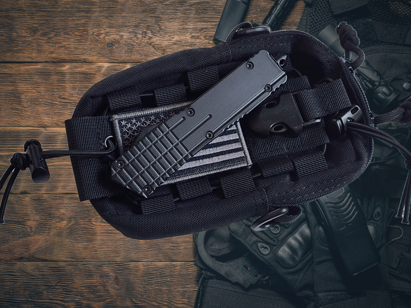 Venom M1 Gridlock OTF Automatic Knife - Black (Tanto 3.25").