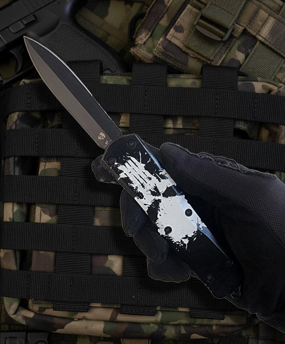 Venom Punisher Edition 692 OTF Knife in Black, featuring DE 3.40 blade for tactical use