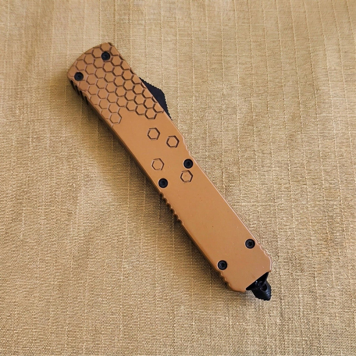 Venom Hex Force OTF - Coyote Tan (Satin Tanto 3.25") - Southern Sporting Goods LLC