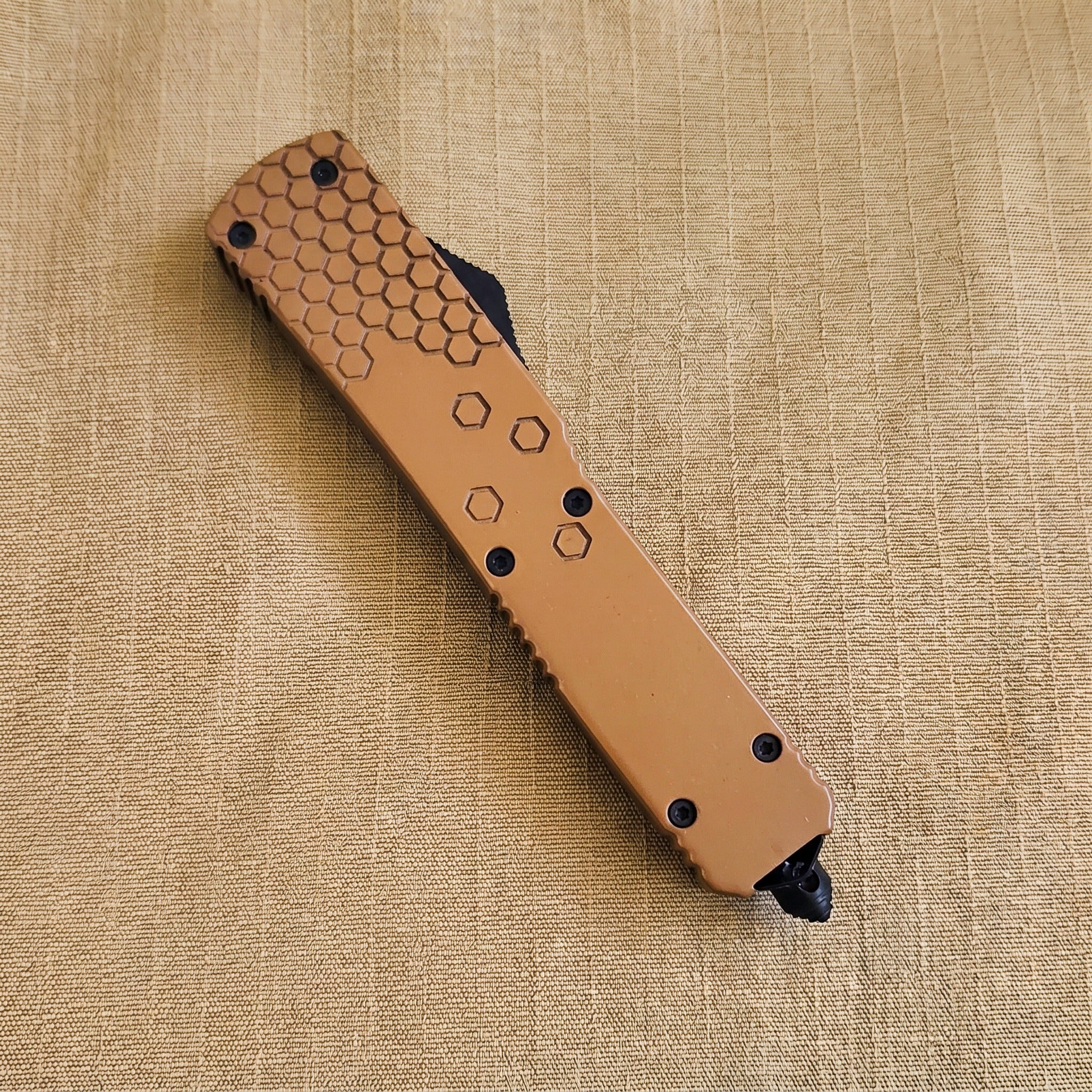 Venom Hex Force OTF - Coyote Tan (Satin Tanto 3.25")