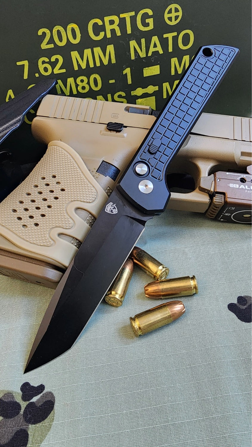 Raptor-9R Striker Automatic Knife with Black Tanto 3.5-inch blade, durable tactical design